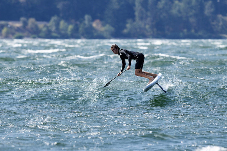 Green Hat Kiteboarding-Collection-Parawing/DW Foils-Man Downwinding in the Gorge, OR
