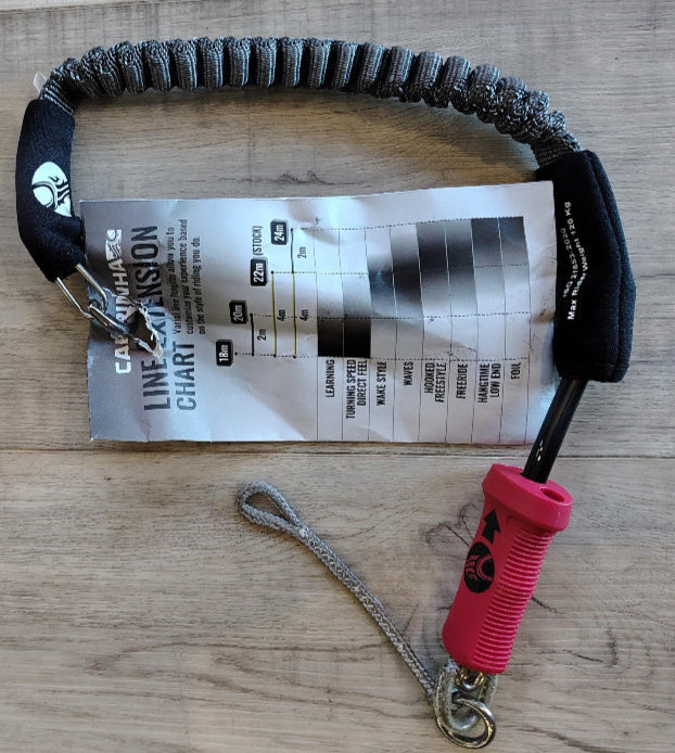 Load image into Gallery viewer, Green Hat Kiteboarding-2023 Cabrinha COS S/M-Close Up of Safety Leash and Line Extensions