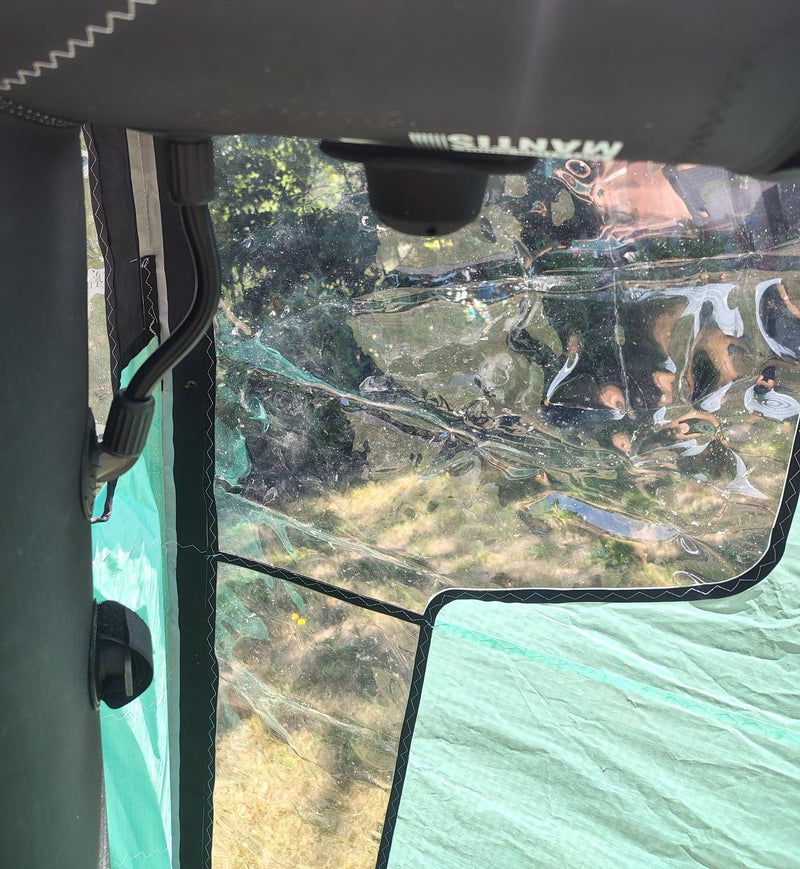 Load image into Gallery viewer, Green Hat Kiteboarding-2025 Cabrinha Mantis USED-Close Up View of the 2 Valves