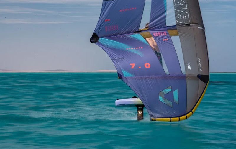 Load image into Gallery viewer, Green Hat Kiteboarding-2025 Duotone Ventis FS D/LAB-Action Shot-Ventis FS DLAB Flying on the Water