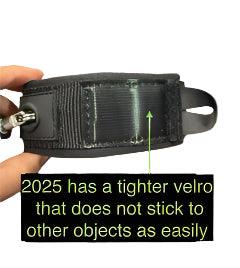 Load image into Gallery viewer, Duotone Coiled Wrist Leash Velcro