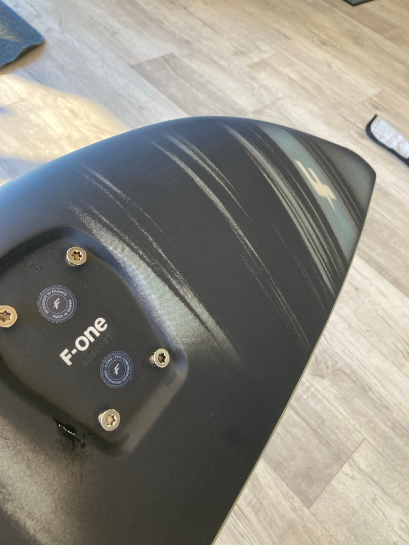 Load image into Gallery viewer, Green Hat Kiteboarding-2025 F-One Gravity FCT 1800 V2 Front Wing USED-Top View of Fuse Attachment on Wooden Background