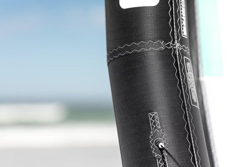 Load image into Gallery viewer, Core XR8 Kiteboarding Kite High Performance Freeride