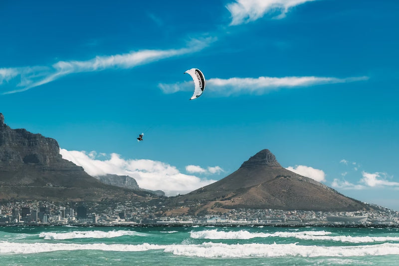 Load image into Gallery viewer, Core XR8 Kitesurfing Kite
