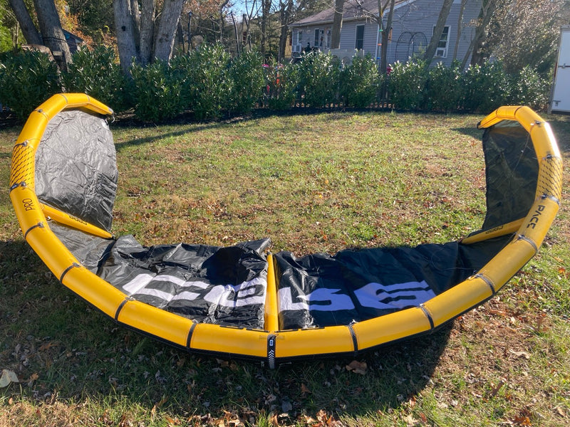 Load image into Gallery viewer, Core Pace Pro 9m Kiteboarding Kite USED