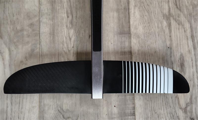 Load image into Gallery viewer, Green Hat Kiteboarding-Cabrinha H800 Carbon Foil Plane USED-Close Up View of Stabilizer