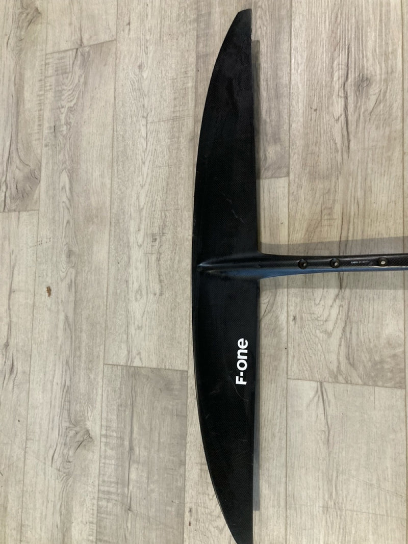 Load image into Gallery viewer, F-One Eagle 890 HM Carbon Front Wing USED