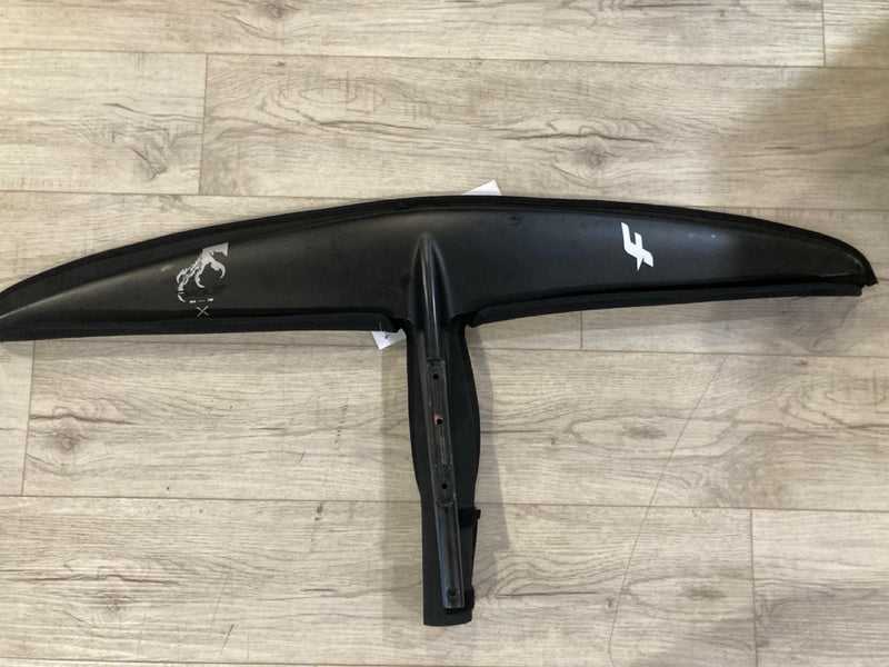 Load image into Gallery viewer, F-One Eagle X 900 UHM Carbon Front Wing USED