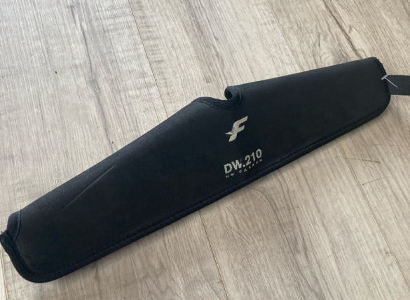 Load image into Gallery viewer, Green Hat Kiteboarding-F-One DW 210 HM Carbon Monobloc Tail USED-Cover View