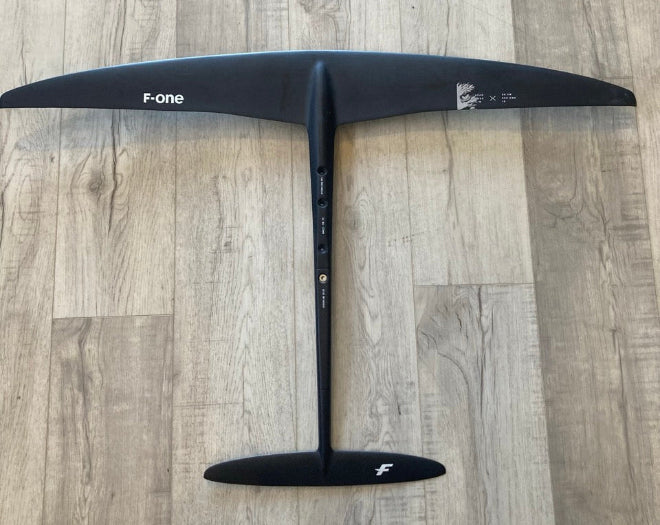 Load image into Gallery viewer, Green Hat Kiteboarding-F-One Eagle X 800 UHM Carbon Plane USED-Bottom View of Plane