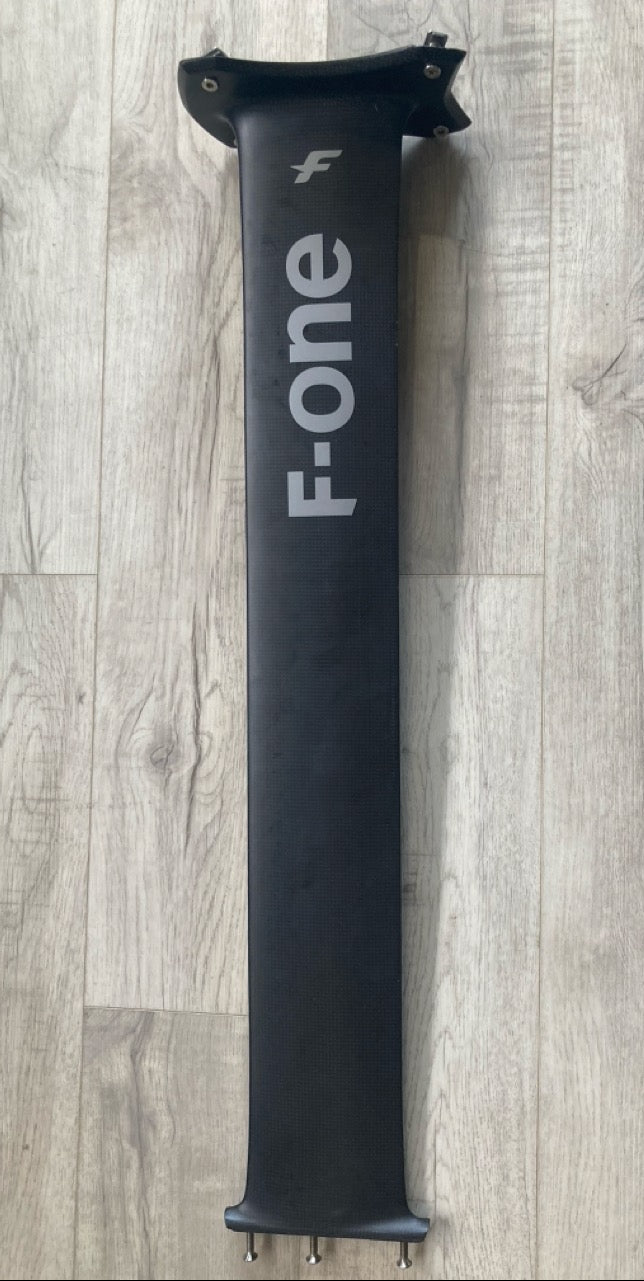 Load image into Gallery viewer, Green Hat Kiteboarding-F-One High Modulus Carbon 85cm Mast USED-Left View