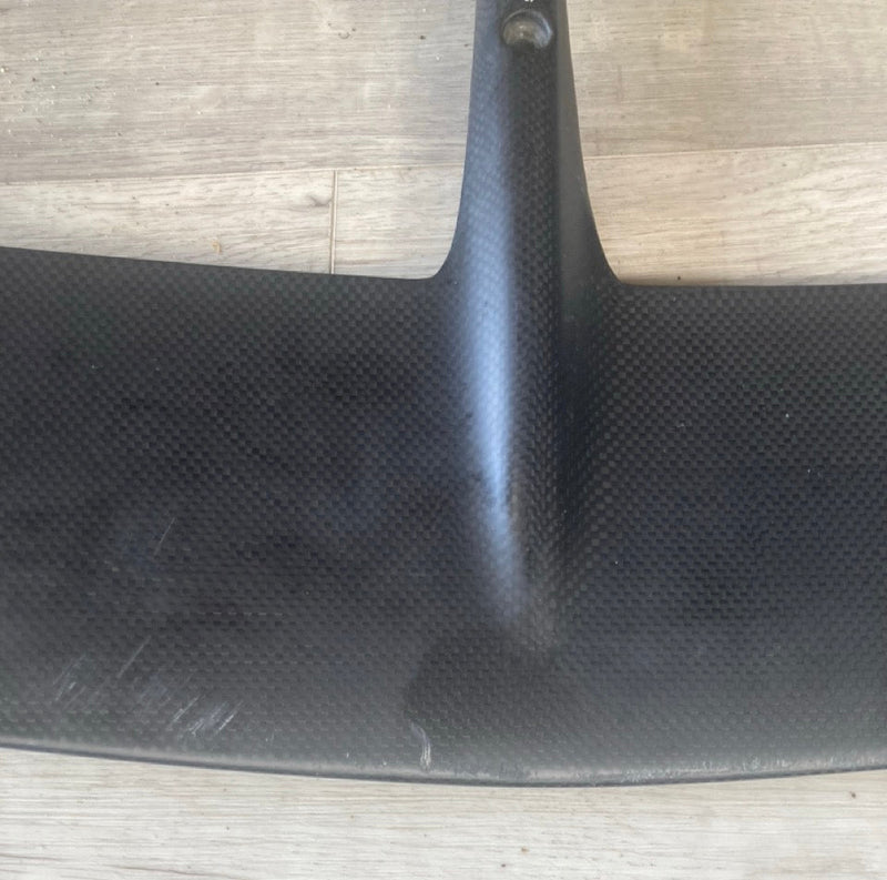 Load image into Gallery viewer, Green Hat Kiteboarding-F-One SK8 HM Carbon FW USED-Top View of Leading Edge of FW