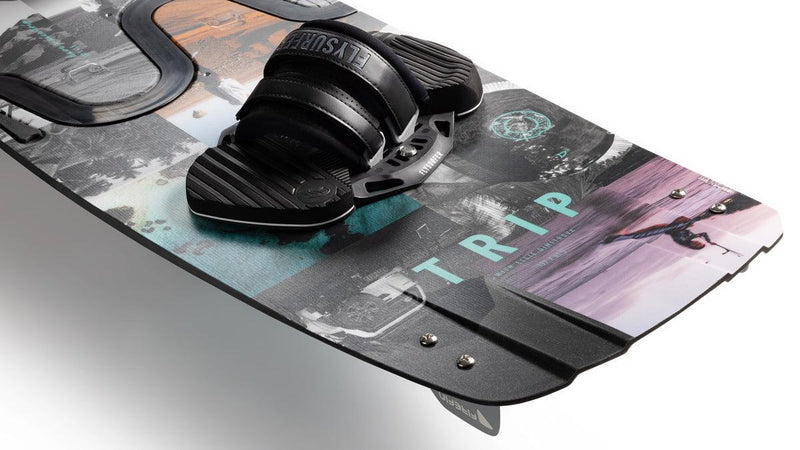 Load image into Gallery viewer, Green Hat Kiteboarding-Product-Flysurfer With Bindings-Close Up of Binding on the Board