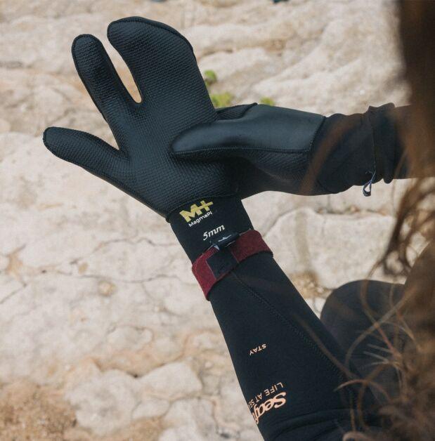 Load image into Gallery viewer, Manera Magma Lobster 5mm Gloves