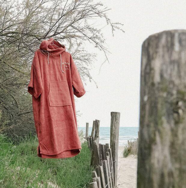 Load image into Gallery viewer, Manera Summer Poncho