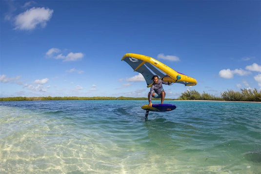 Green Hat Kiteboarding-2025 Ventis D/LAB-Action Shot