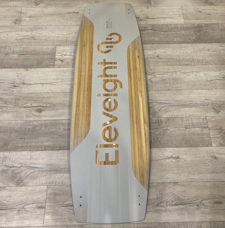 Load image into Gallery viewer, 2022 Eleveight Ignition Kiteboard BLEM
