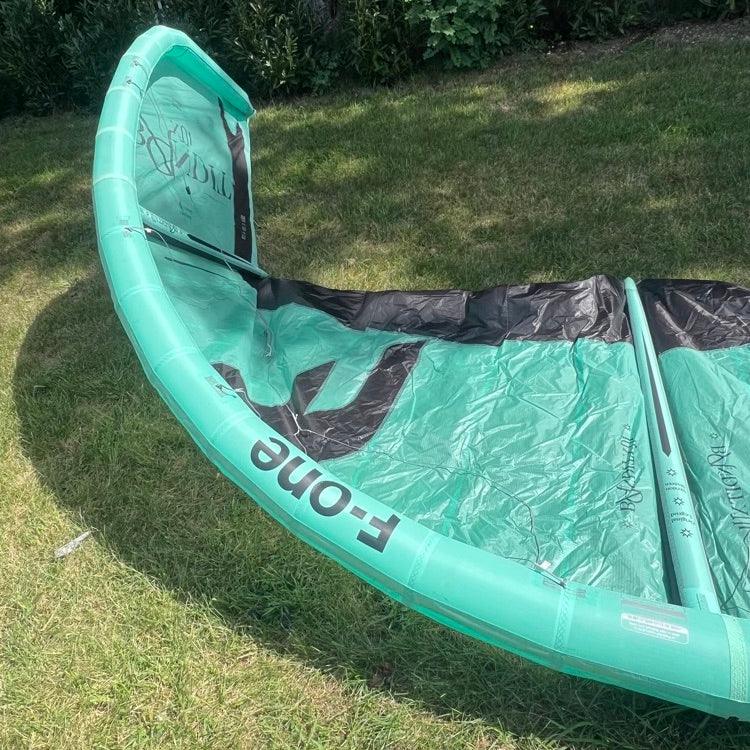 Load image into Gallery viewer, F-One Bandit XVI 10m Kiteboarding Kite USED