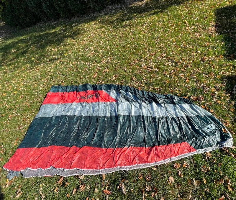 Load image into Gallery viewer, Flysurfer Soul V2 8m Kite USED