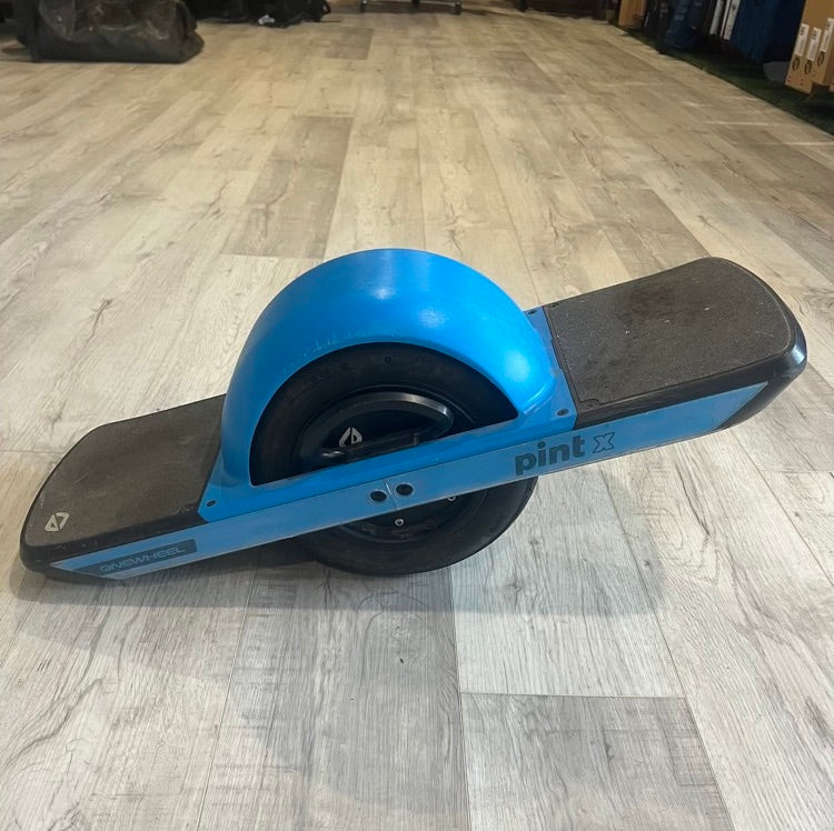 Load image into Gallery viewer, Onewheel Pint X USED