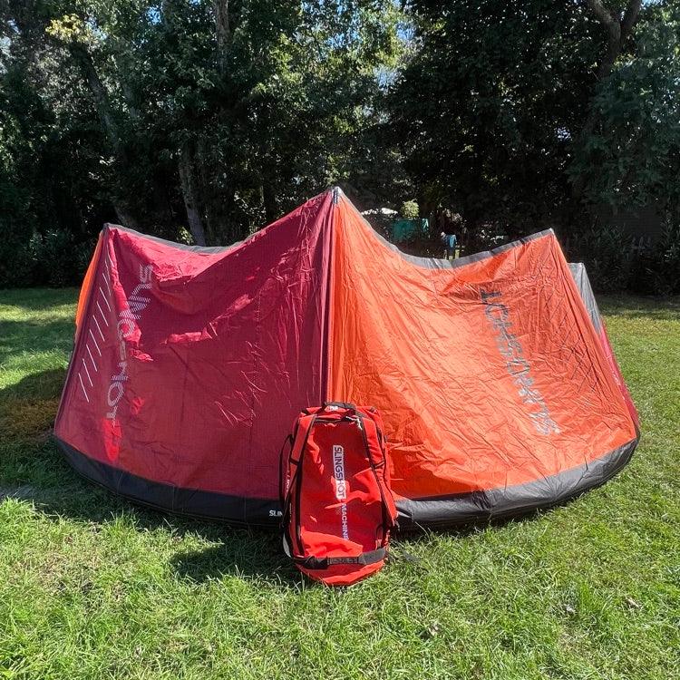 Load image into Gallery viewer, Slingshot Machine V2 11m Kiteboarding Kite USED