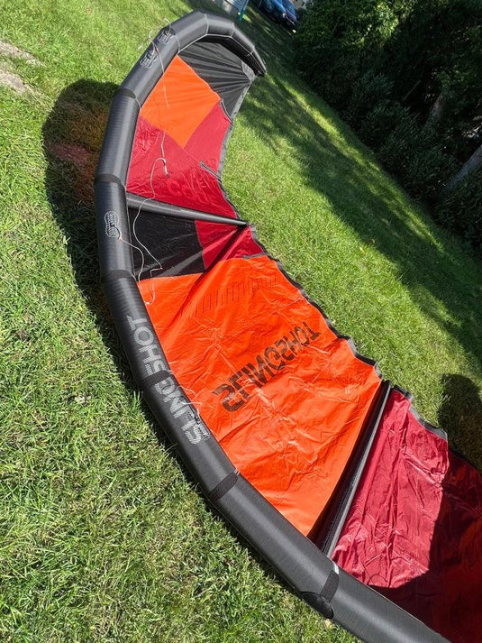 Slingshot Code V1 9m Kite