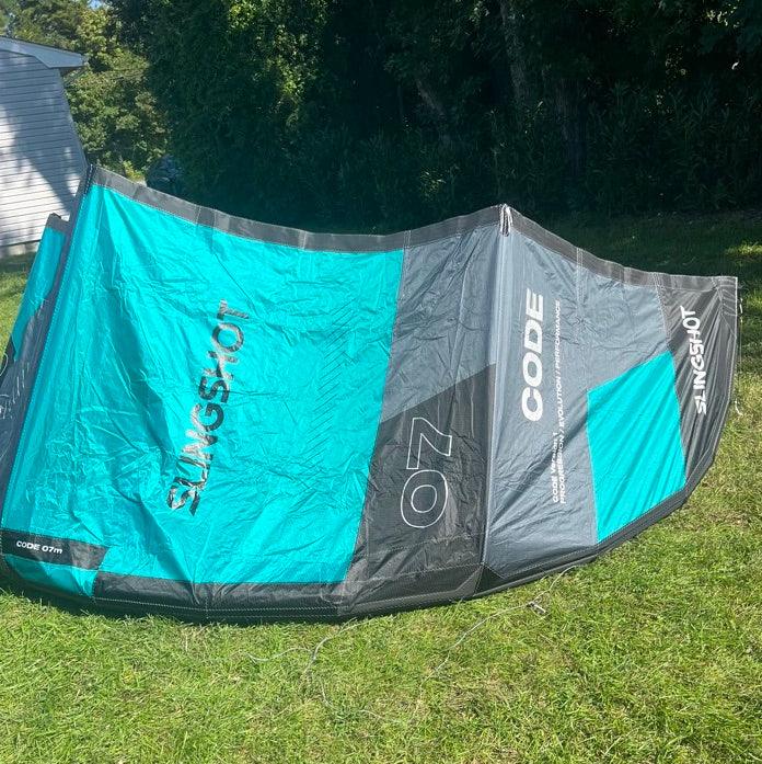 Load image into Gallery viewer, Slingshot Code 7m Kite USED