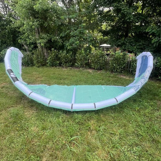 2022 Cabrinha FX2 11m Kiteboarding Kite USED clearance