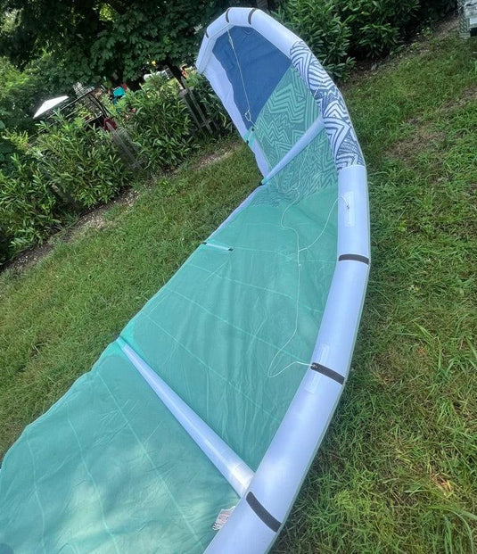 2022 Cabrinha FX2 11m Kiteboarding Kite sale