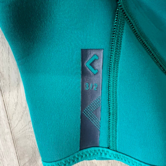 Ion Capture 3/2 Back-Zip Shortsleeve Junior's Wetsuit USED