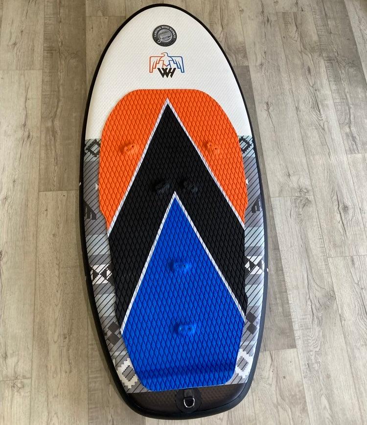 Load image into Gallery viewer, Lahoma Inflatable Foilboard V2 110L BLEM / Display