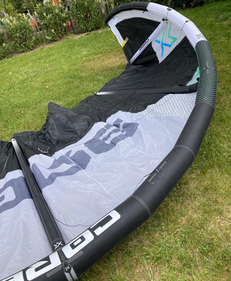 Load image into Gallery viewer, Green Hat Kiteboarding-Core XR8 17m Kite USED-Leading Edge Upside Down Left Wing Tip View