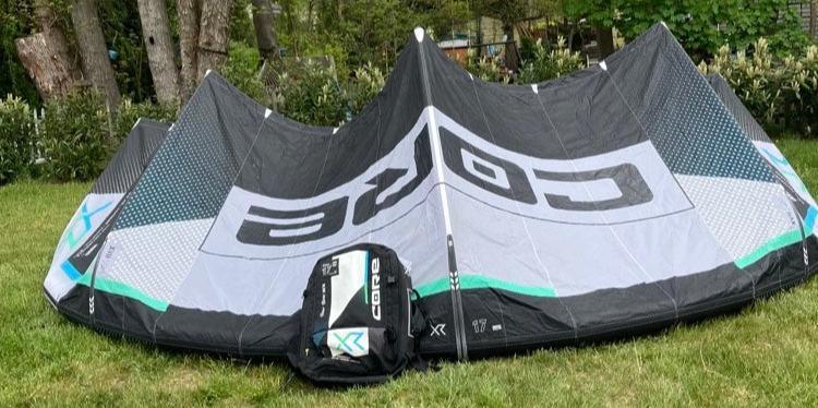 Load image into Gallery viewer, Green Hat Kiteboarding-Core XR8 17m Kite USED-Leading Edge View with Bag