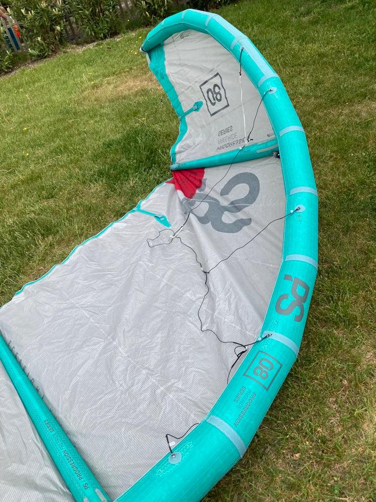 Load image into Gallery viewer, Green Hat Kiteboarding-2022 Eleveight PS V5 8m USED Kite-Leading Edge Upside Down Right Wing Tip View