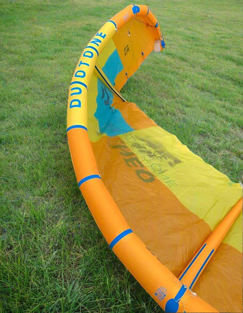 Load image into Gallery viewer, 2019 Duotone Neo 12m Kiteboarding Kite USED