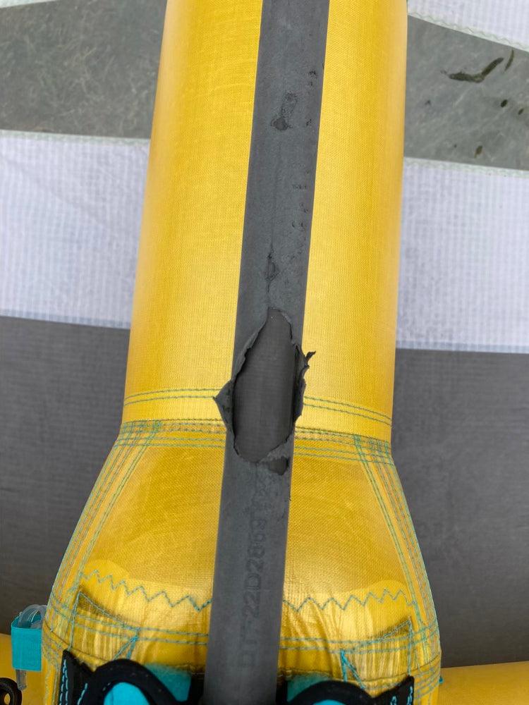 Load image into Gallery viewer, Green Hat Kiteboarding-Duotone Unit D/LAB Wing 6.5M USED-Strut/Boom Damage View