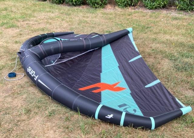 Load image into Gallery viewer, Green Hat Kiteboarding-F-One Strike V3 Wing USED-Left Wing Tip View Upside Down