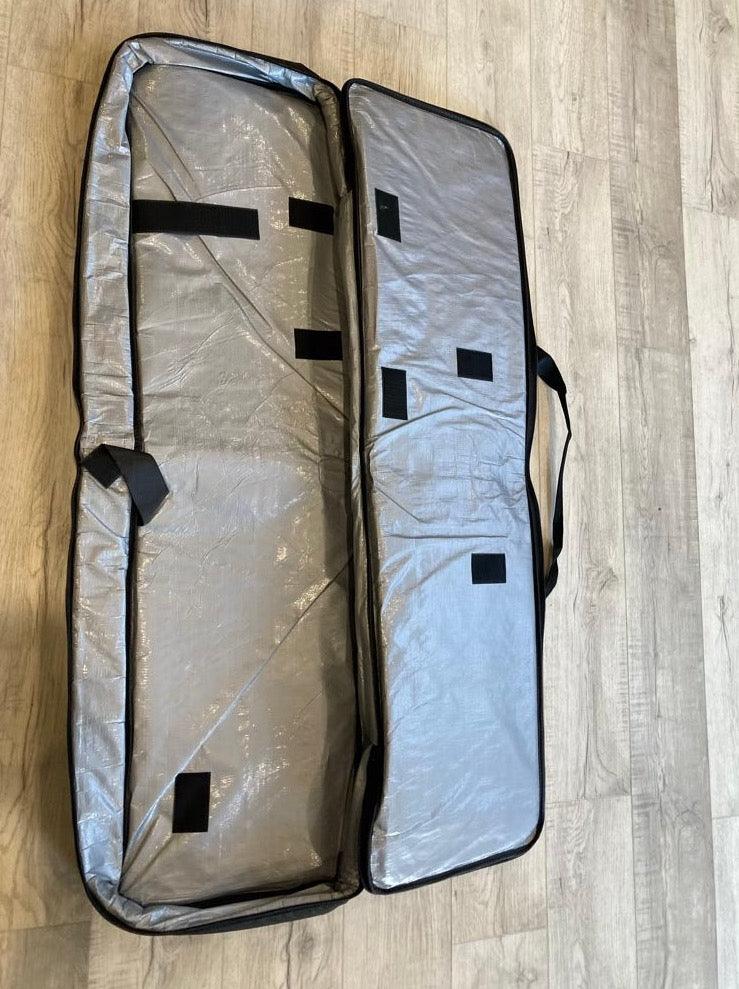 Load image into Gallery viewer, Delta Foil Carrying Case