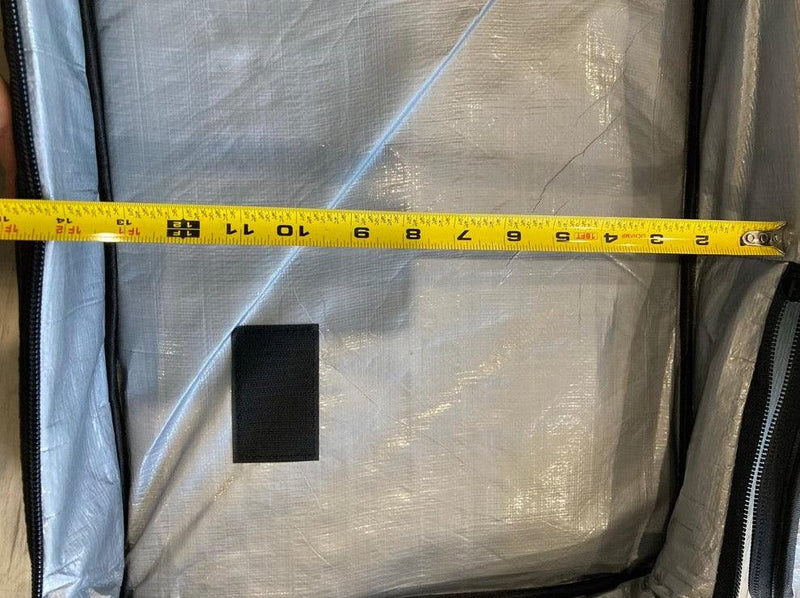 Load image into Gallery viewer, Delta Foil Carrying Case