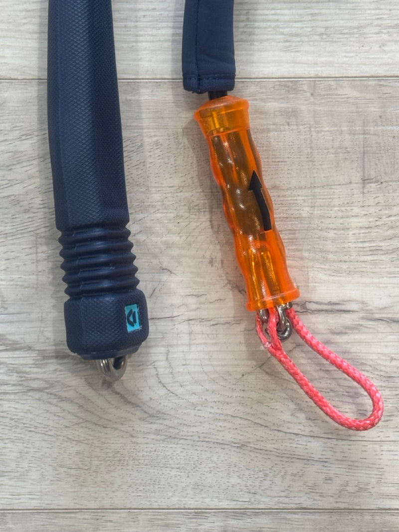 Load image into Gallery viewer, Leash carabiner and quick release