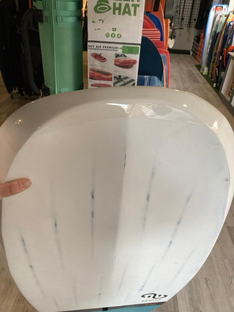 Load image into Gallery viewer, Eleveight Evolve V2 Wing Board 5'8 USED