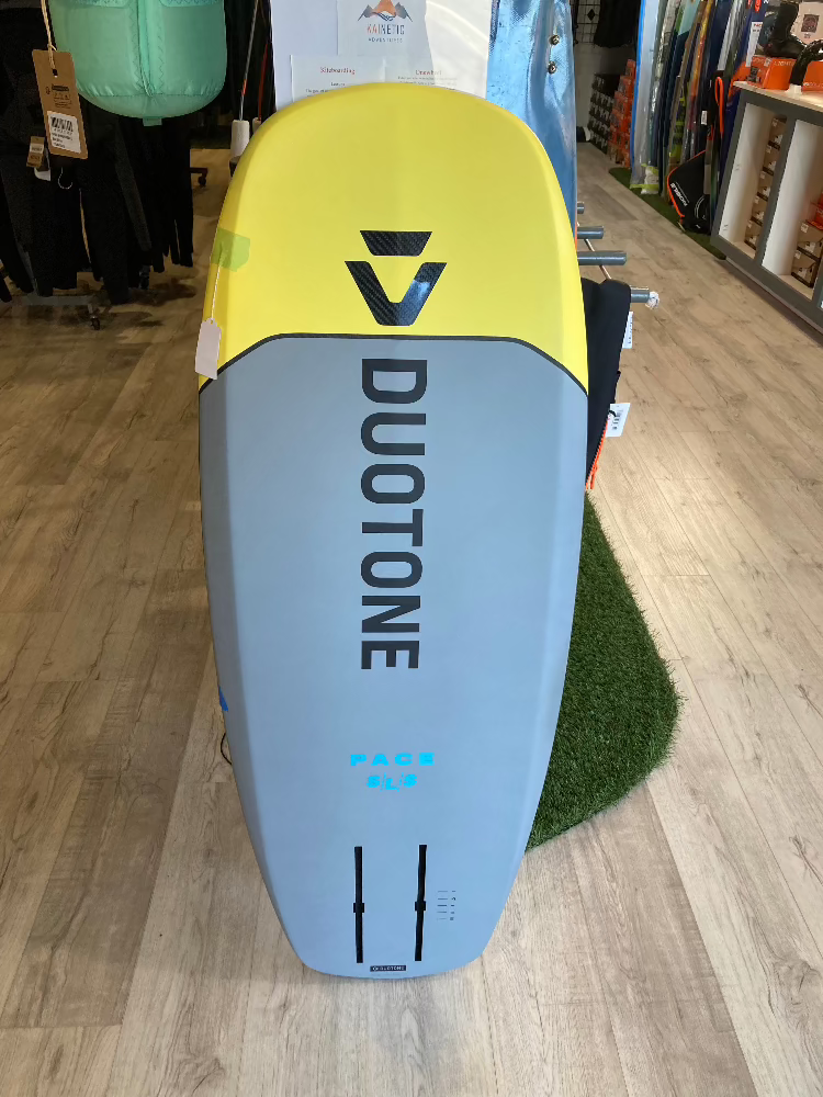 Load image into Gallery viewer, Green Hat Kiteboarding-2024 Duotone Pace SLS 4'2 Kite Foilboard-BLEM-Bottom View