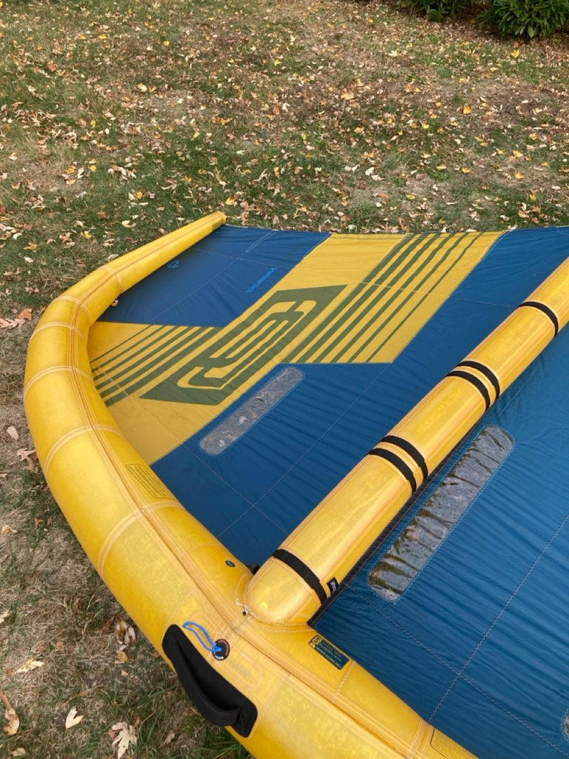 Load image into Gallery viewer, Green Hat Kiteboarding-Ocean Rodeo Glide Aluula A Series Wing USED-Inside Left Wing Tip View