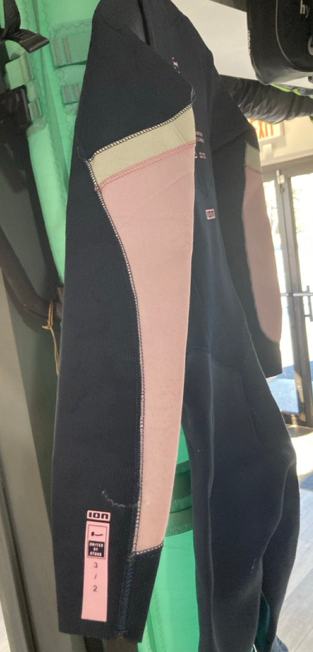Load image into Gallery viewer, 2021 Ion Element 3/2 Front-Zip Women's Wetsuit USED