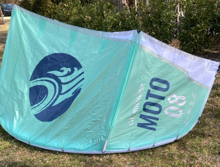 Load image into Gallery viewer, Green Hat Kiteboarding-2022 Cabrinha Moto USED-Right Side View