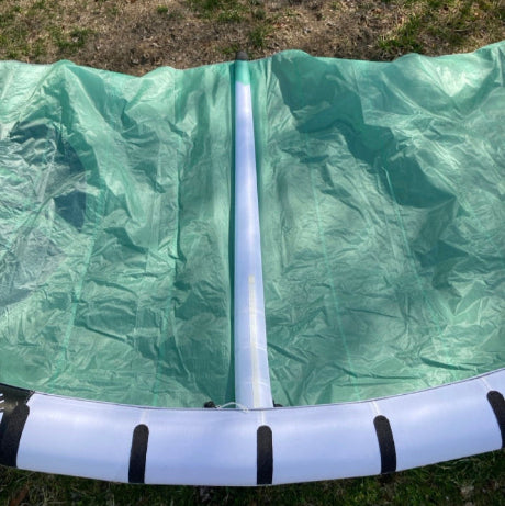Load image into Gallery viewer, Green Hat Kiteboarding-2022 Cabrinha Moto USED-Close up of Center Strut View