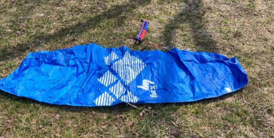 Load image into Gallery viewer, Green Hat Kiteboarding-HQ Fluxx Trainer Kite-USED-Top View