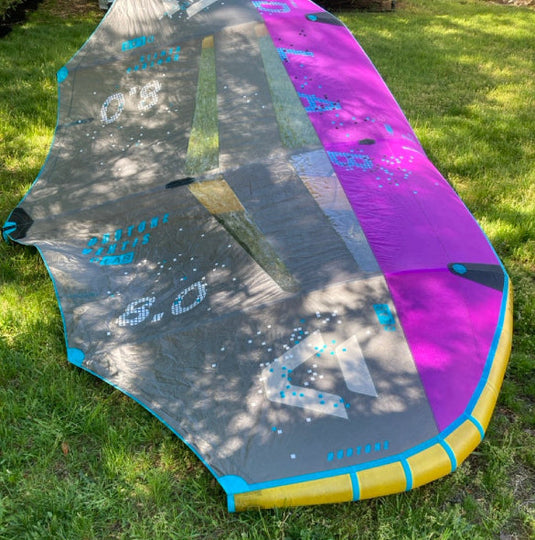 Green Hat Kiteboarding-2025 Duotone Ventis DLAB 8m USED-Left Wing Tip Top View