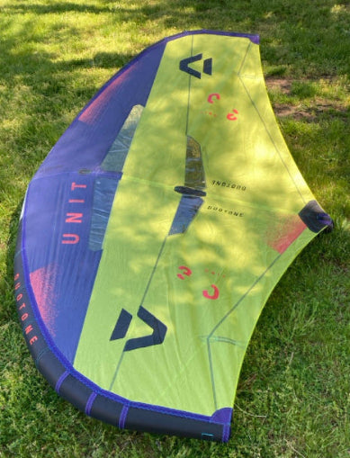 Load image into Gallery viewer, Green Hat Kiteboarding-2025 Duotone UNIT DLAB 3m USED-Top Left Wing Tip View