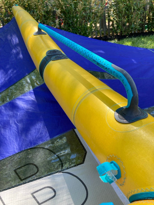 Load image into Gallery viewer, Green Hat Kiteboarding-Duotone Unit LAB 6.5 Wing USED-Boom Strut Close Up View
